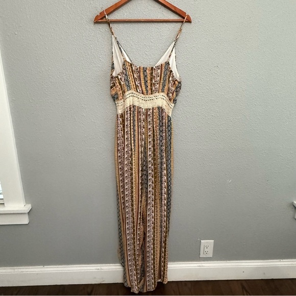 Vine and Valley Jumpsuit Size Large Multicolor Surplice Neck - Picture 4 of 5
